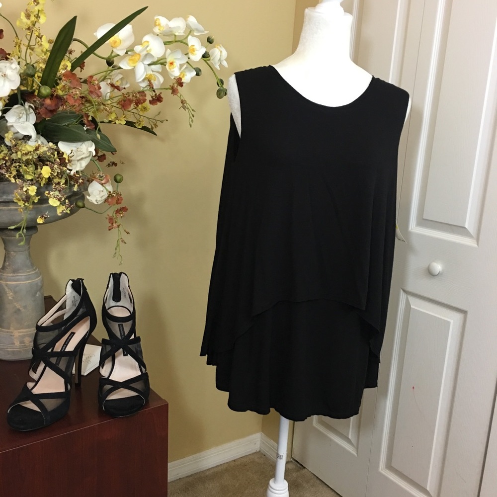 iRelax Tiered Sleeveless Top, Black, Size Medium‎ (NWT)